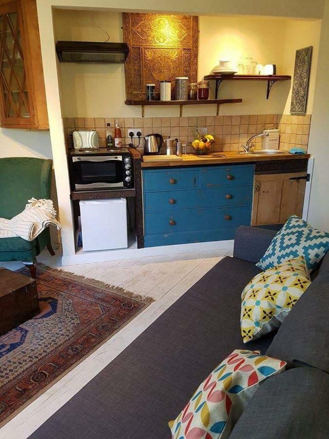 Dilkara Apartment Γκλάστονμπερι Εξωτερικό φωτογραφία